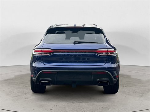 Used 2024 Porsche Macan image 4