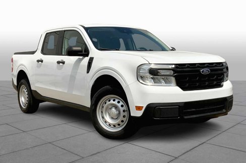 Certified 2022 Ford Maverick XL image 2