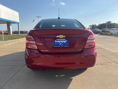 Used 2017 Chevrolet Sonic LT w/ Convenience Package image 7