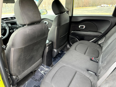 Used 2015 Kia Soul + image 37