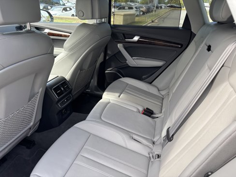 Used 2018 Audi Q5 2.0T Premium Plus image 34
