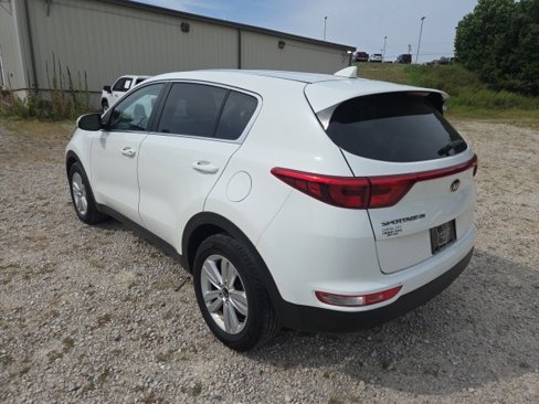 Used 2019 Kia Sportage LX image 5