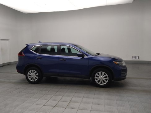 Used 2020 Nissan Rogue S image 11