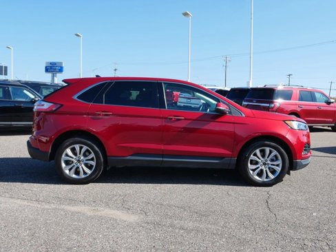 Certified 2024 Ford Edge Titanium image 3