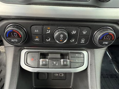 Used 2021 GMC Acadia SLE w/ Driver Convenience Package image 25