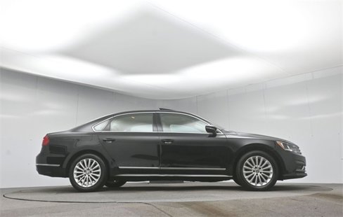 Used 2016 Volkswagen Passat 1.8T SE image 37