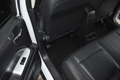 Used 2015 Jeep Compass High Altitude image 24