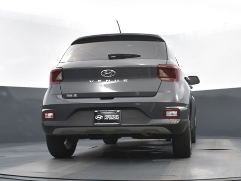 Certified 2024 Hyundai Venue Limited image 24