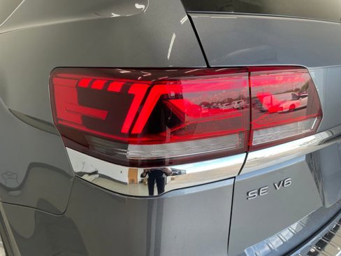 Used 2022 Volkswagen Atlas SE image 32