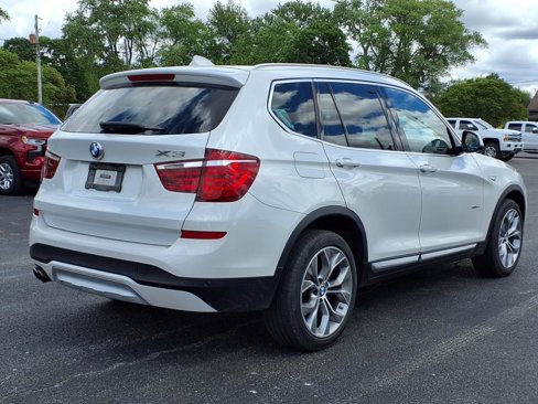 Used 2017 BMW X3 xDrive28i image 4