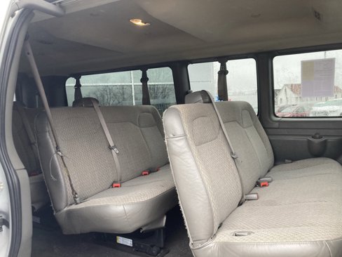 Used 2021 Chevrolet Express 3500 LT w/ LT Preferred Equipment Group image 19