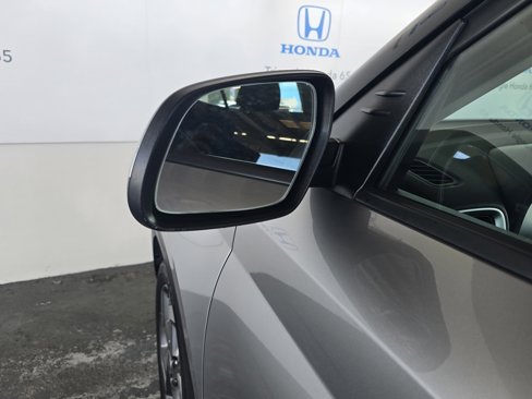 Used 2024 Hyundai Venue SE image 23