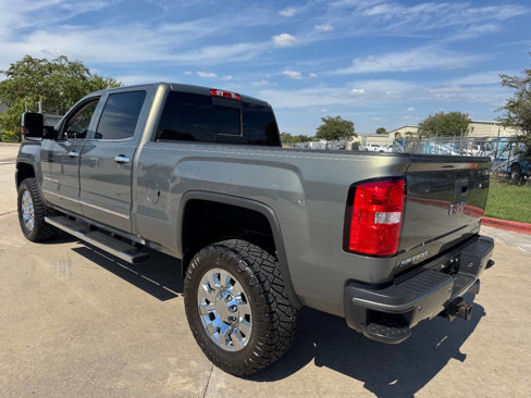 Used 2018 GMC Sierra 2500 Denali w/ Duramax Plus Package image 16