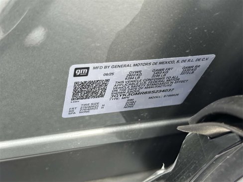 New 2025 Cadillac Optiq Sport 2 w/ LPO, Floor Liner Package image 25