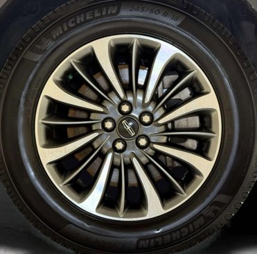 Used 2022 Lincoln Nautilus FWD w/ Premium Package image 27