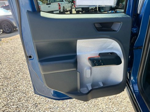 Used 2024 Ford Maverick XLT image 15