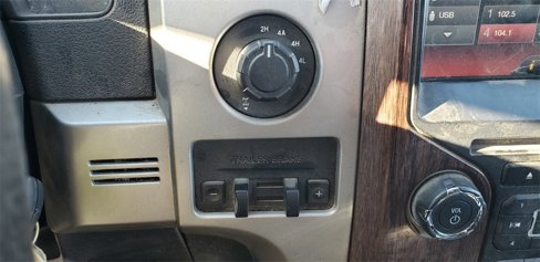 Used 2014 Ford F150 Lariat w/ Equipment Group 502A Luxury image 17
