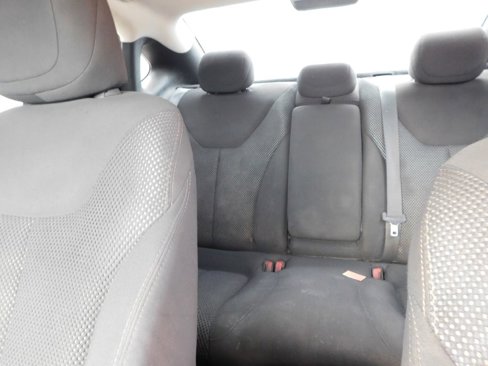 Used 2015 Dodge Dart SXT image 30