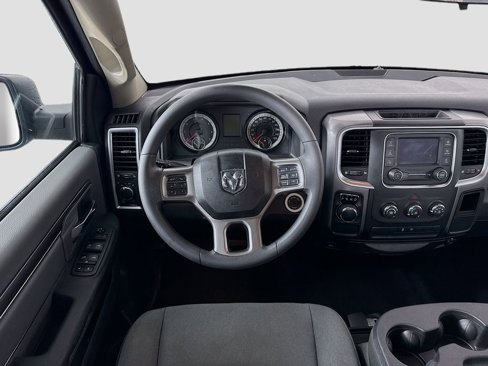 Used 2021 RAM 1500 Classic SLT image 21