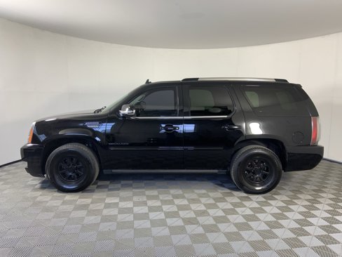 Used 2013 Cadillac Escalade Premium image 6