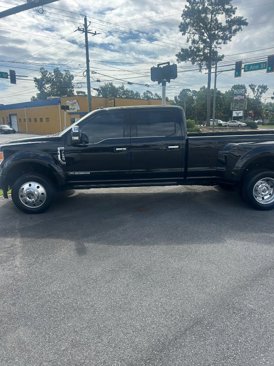 Used 2017 Ford F450 Platinum w/ Platinum Ultimate Package image 2
