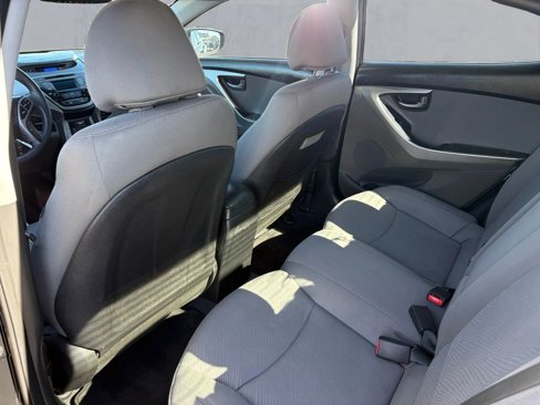Used 2013 Hyundai Elantra GLS image 15