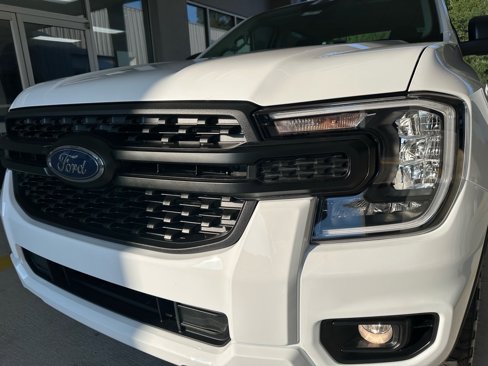 New 2025 Ford Ranger XL image 1