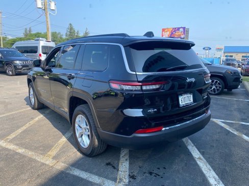 Used 2025 Jeep Grand Cherokee L Laredo w/ Trailer Tow Package image 3