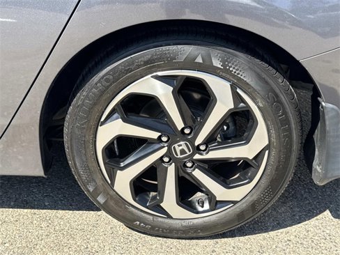 Used 2017 Honda Accord EX image 9
