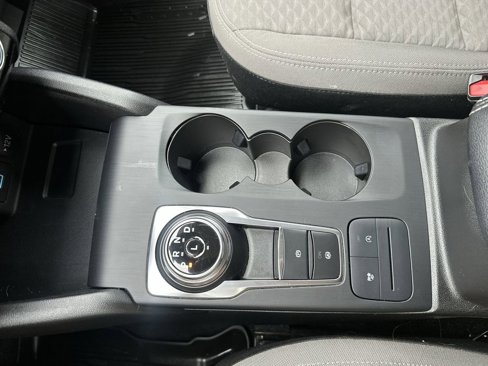 Certified 2022 Ford Escape SE w/ SE Sport Appearance Package image 21