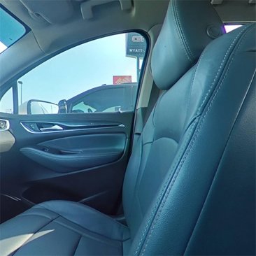 Used 2021 Buick Enclave Essence w/ Sport Touring Edition image 26