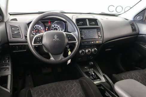 Used 2024 Mitsubishi Outlander Sport AWD image 2
