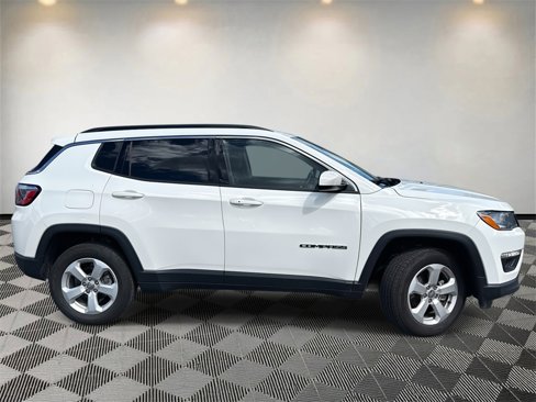 Used 2019 Jeep Compass Latitude w/ Popular Equipment Group image 2