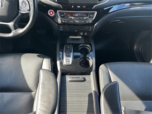 Used 2019 Honda Pilot Elite image 19