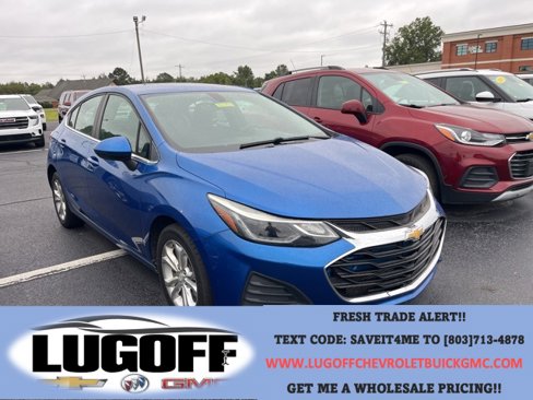 Used 2019 Chevrolet Cruze LT image 1