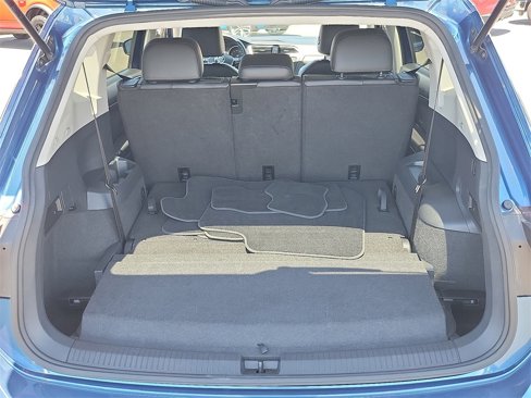 Used 2019 Volkswagen Tiguan SE image 20