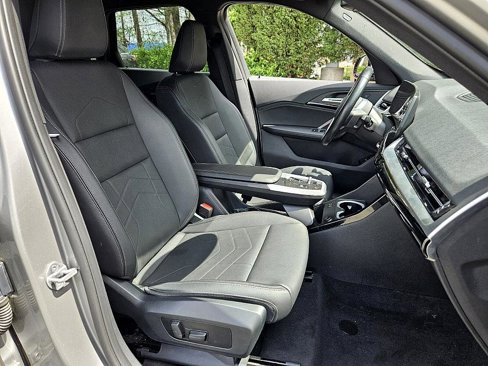 Used 2023 BMW X1 xDrive28i w/ Convenience Package image 17