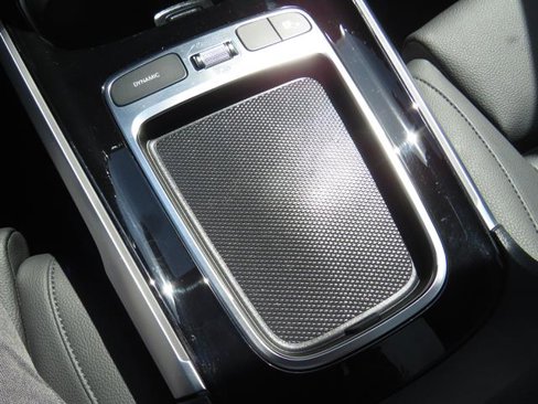 Certified 2024 Mercedes-Benz GLB 250 4MATIC image 14