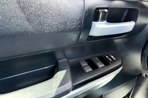 Used 2017 Toyota Tundra SR5 w/ SR5 Upgrade Package image 18