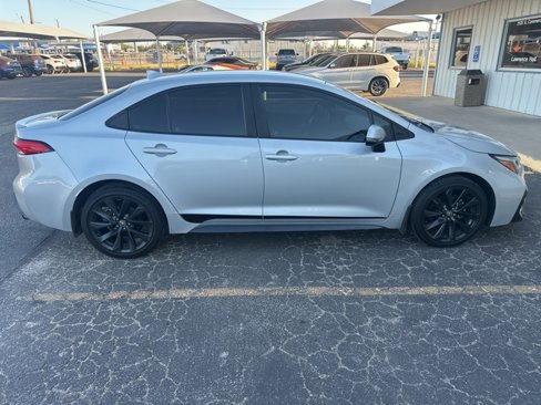 Used 2023 Toyota Corolla SE image 8