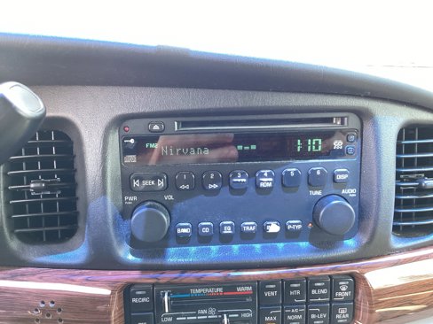 Used 2004 Buick Le Sabre Custom image 23