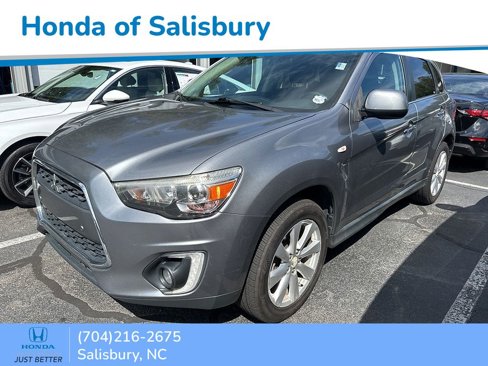 Used 2015 Mitsubishi Outlander Sport SE image 1