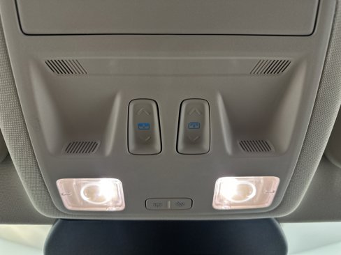Used 2020 Ford Escape Titanium image 35