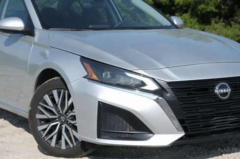 Used 2023 Nissan Altima 2.5 SV image 31