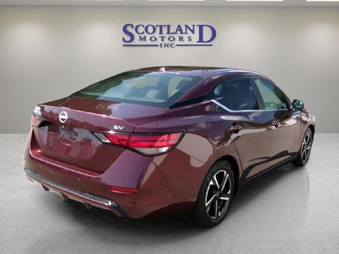 Used 2024 Nissan Sentra SV image 6