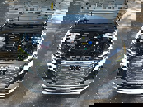 Used 2023 Audi Q4 e-tron Premium w/ Convenience Package image 60