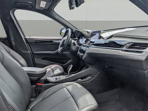 Used 2021 BMW X1 xDrive28i image 21