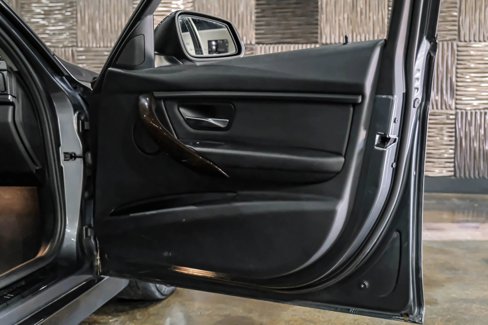 Used 2015 BMW 320i xDrive Sedan image 38