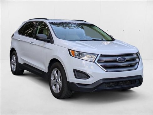 Used 2017 Ford Edge SE image 8