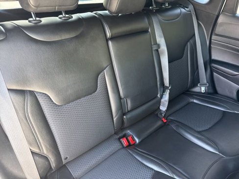 Certified 2022 Jeep Compass Altitude w/ Sun and Sound Group image 25
